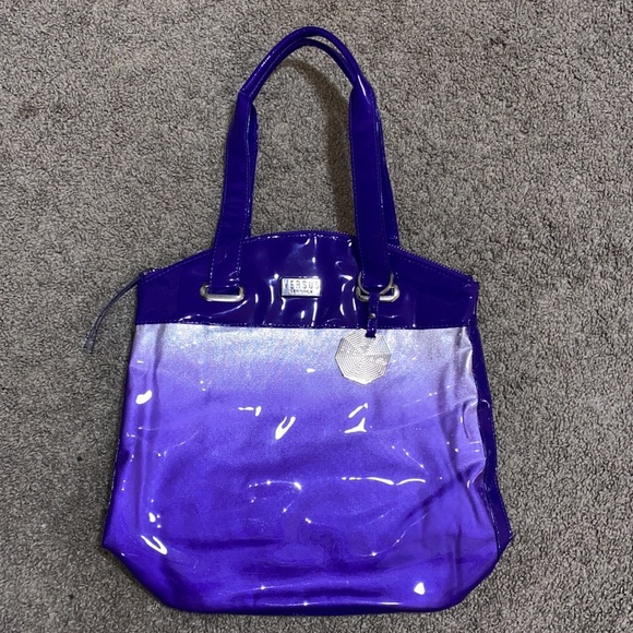 Versace Versus Tote Bag - Picture 3 of 10